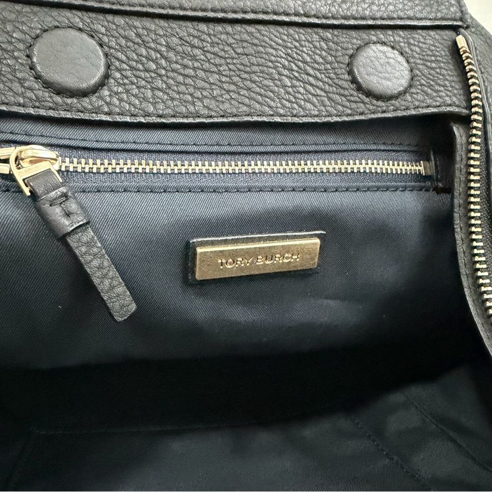 Tory Burch Black Half Moon Pebbled Leather Sachel Bag Gold Hardware Crossbody - Picture 11 of 16